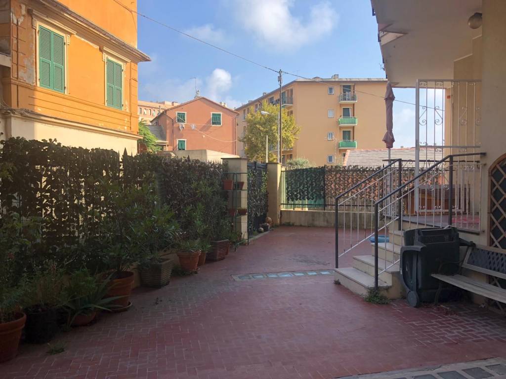 Appartamento a Genova in Via Bottini - Foto 2