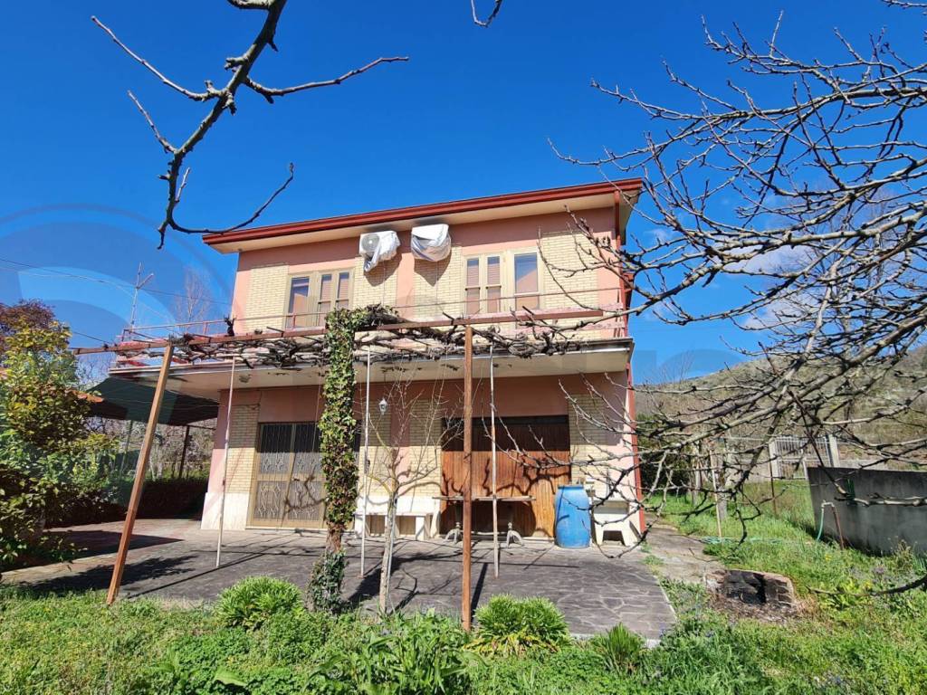Casa indipendente a Arce in Via Fontanelle - Foto 3