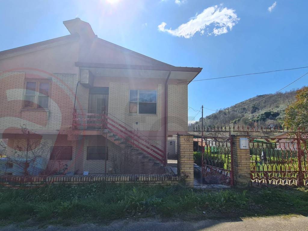 Casa indipendente a Arce in Via Fontanelle - Foto 4