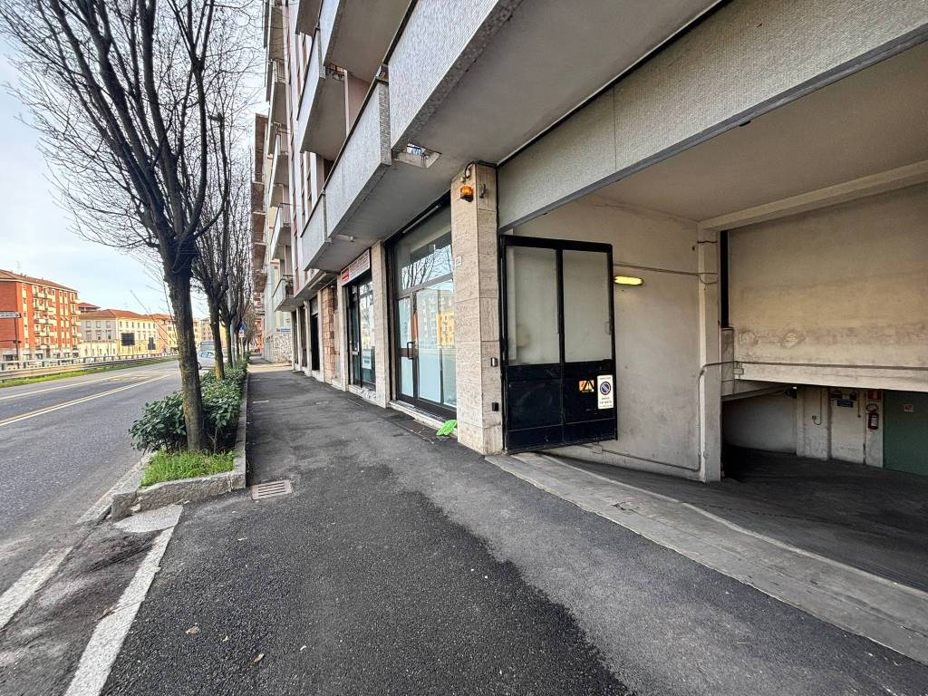 Box / garage a Pavia in Viale Sardegna, 114 - Foto 2