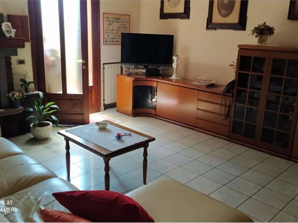 Appartamento a Tradate in via Montello, 5 - Foto 5