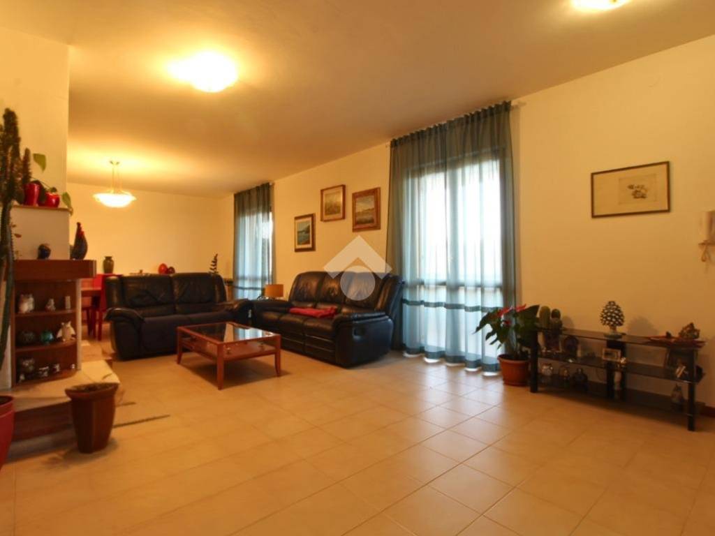 Villa a Teramo in Via Renato Balzarini, 12 - Foto 4