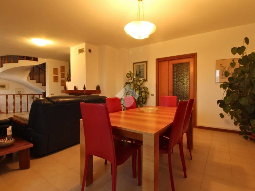 Villa a Teramo in Via Renato Balzarini, 12 - Foto 5