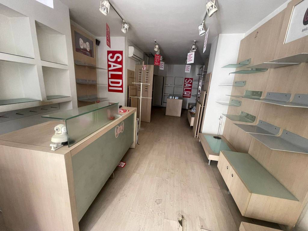 Immobile a Pozzuoli in Corso Giuseppe Garibaldi - Foto 2