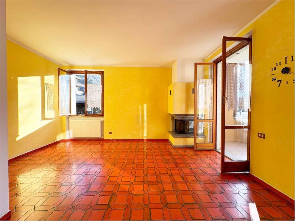 Appartamento a Chiavenna in Viale Risorgimento - Foto 3