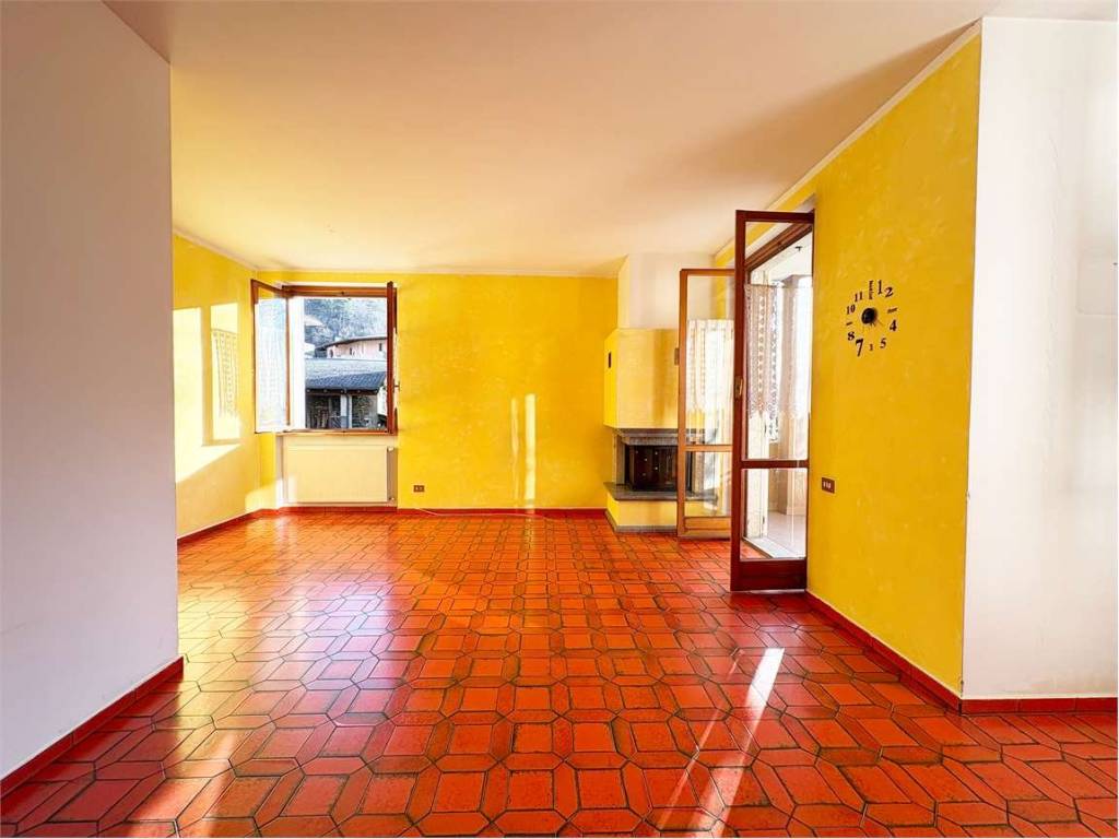 Appartamento a Chiavenna in Viale Risorgimento - Foto 5