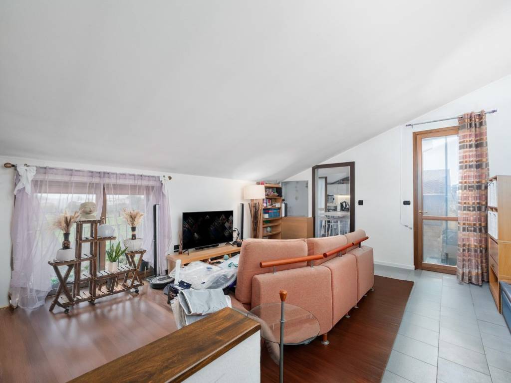 Appartamento a Rovellasca in Via Giovanni Falcone, 6 - Foto 5