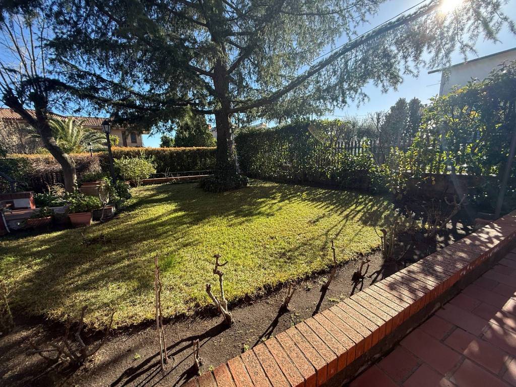 Villa a Mascalucia in Via Giuseppe Sciuti, 32 - Foto 2