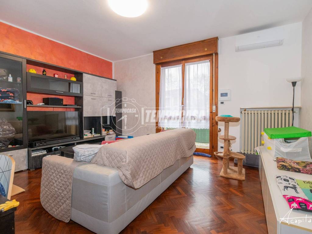 Casa indipendente a Quattro castella in Via Vladimir Ilic Ulianov Lenin, 11 - Foto 4
