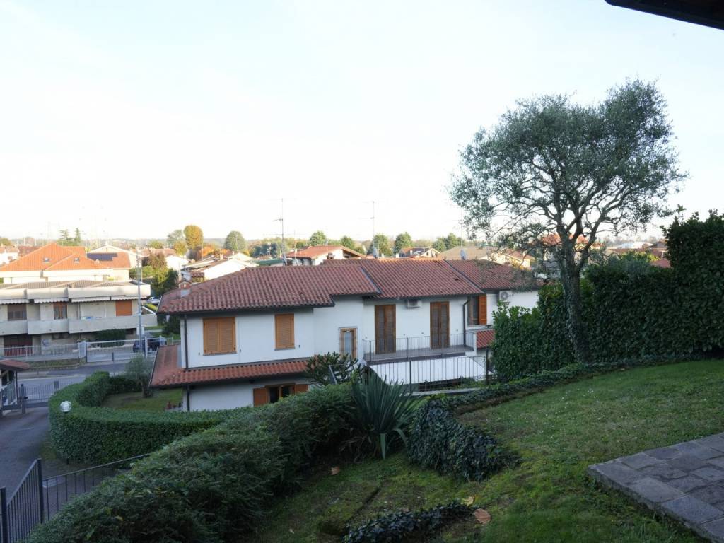 Villetta a schiera a Biassono in Via Pessina 31 - Foto 2