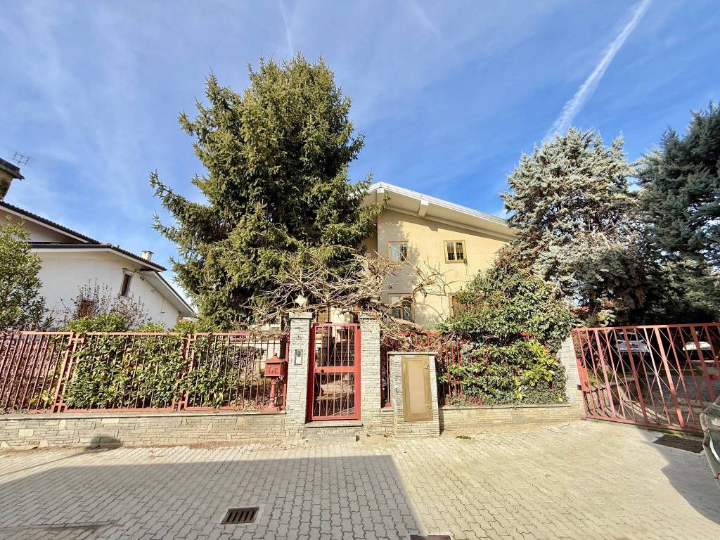 Villa a Orbassano in Via Giuseppe Parini, 5 - Foto 5