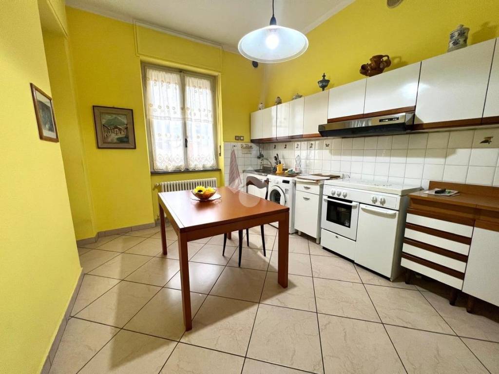 Appartamento a Alba in Corso Michele Coppino, 44 - Foto 2