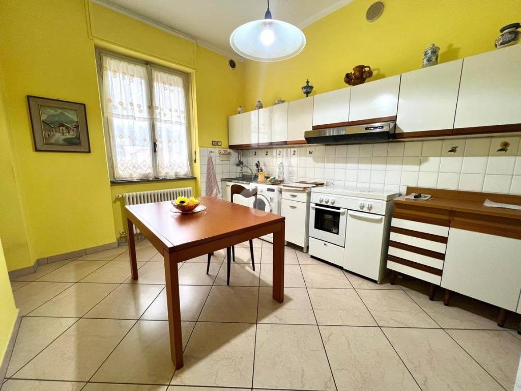 Appartamento a Alba in Corso Michele Coppino, 44 - Foto 5