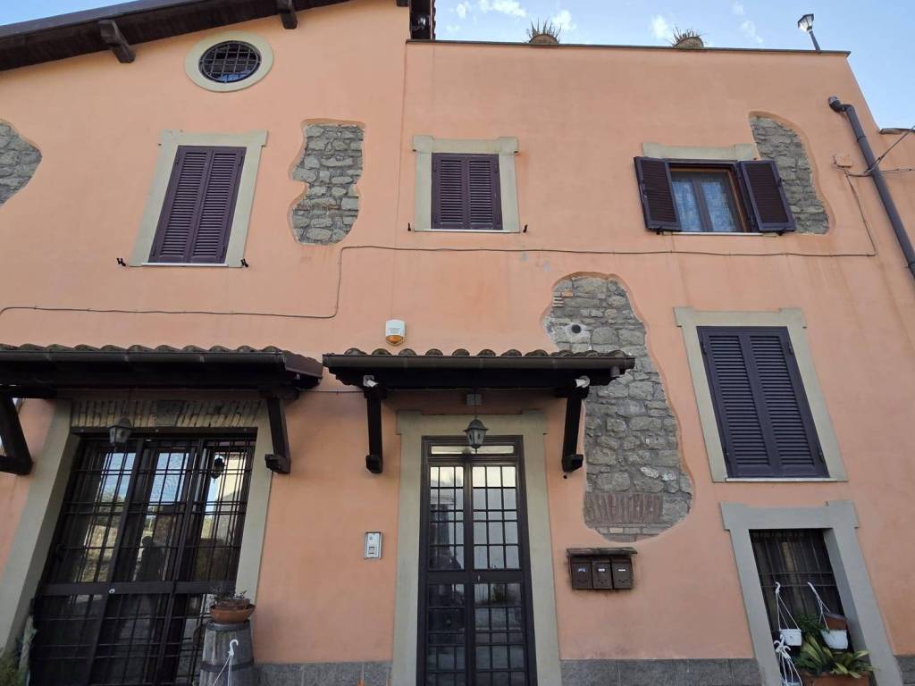 Appartamento a Albano laziale in Via Appia Nuova - Foto 2