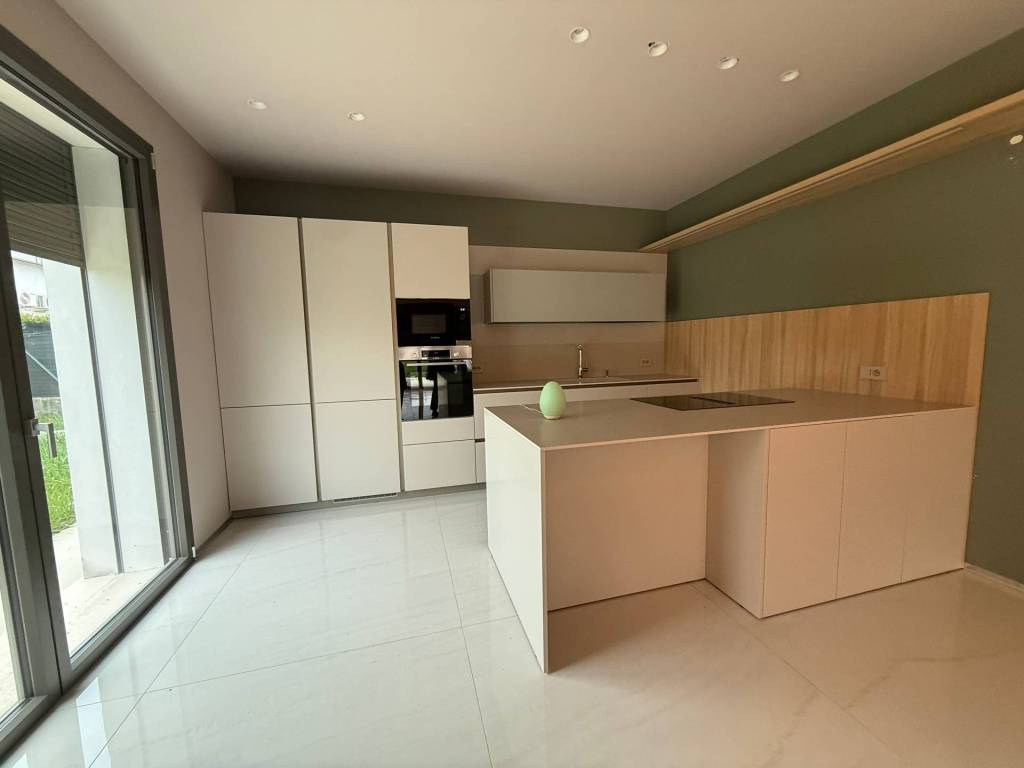 Casa indipendente a Porto mantovano in Via Cesare Pavese, 33 - Foto 4