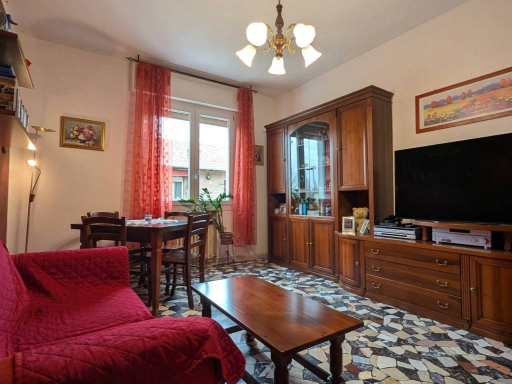 Appartamento a Ferrara in Via Olimpia Morata, 33 - Foto 2