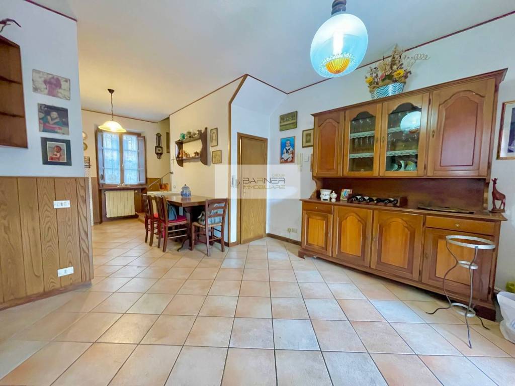 Casa indipendente a Camaiore in Via dello Stadio - Foto 2