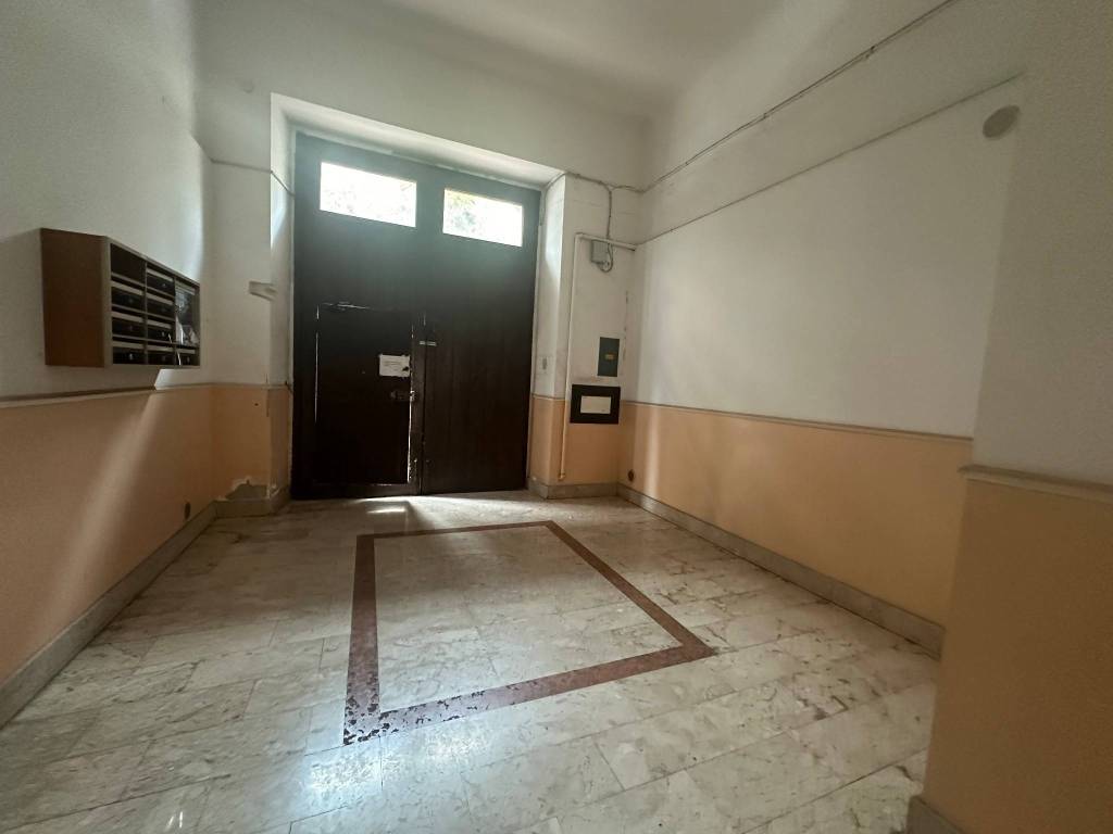 Appartamento a Taranto in Via Guglielmo Oberdan, 81 - Foto 2