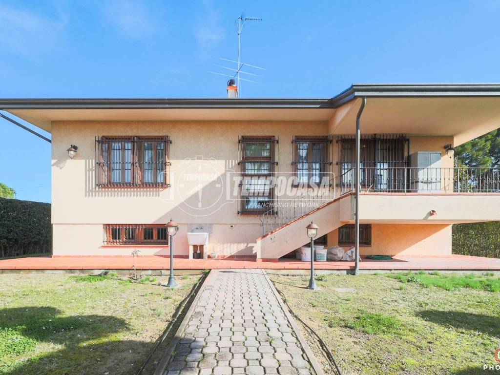Villa a Misano adriatico in Via Grotta - Foto 4
