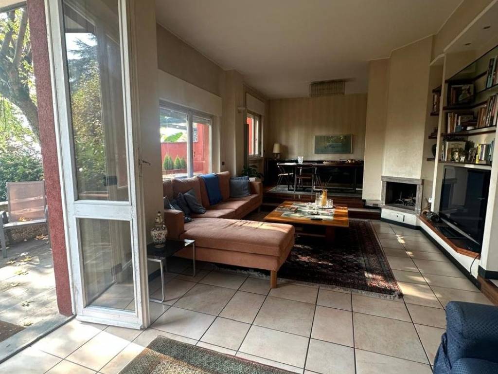 Villa a Segrate in Via San Felice Strada 7 - Foto 2