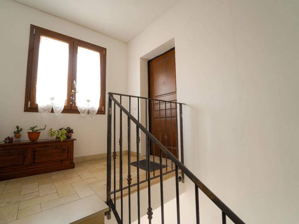Appartamento a Monsummano terme in Via Francesca Nord, 556 - Foto 3