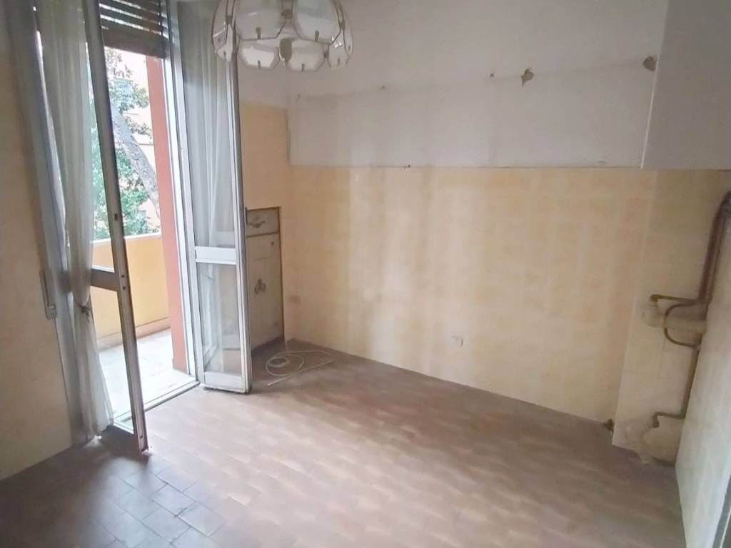 Appartamento a Bologna in Via Giuseppe Massarenti - Foto 4