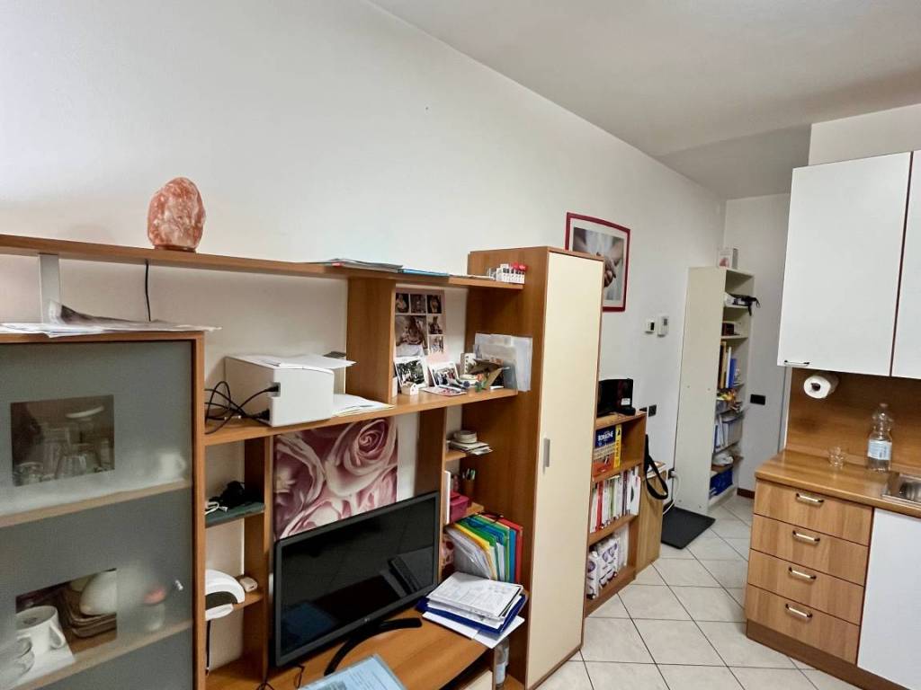 Appartamento a Como in Via Carloni, 16 - Foto 5