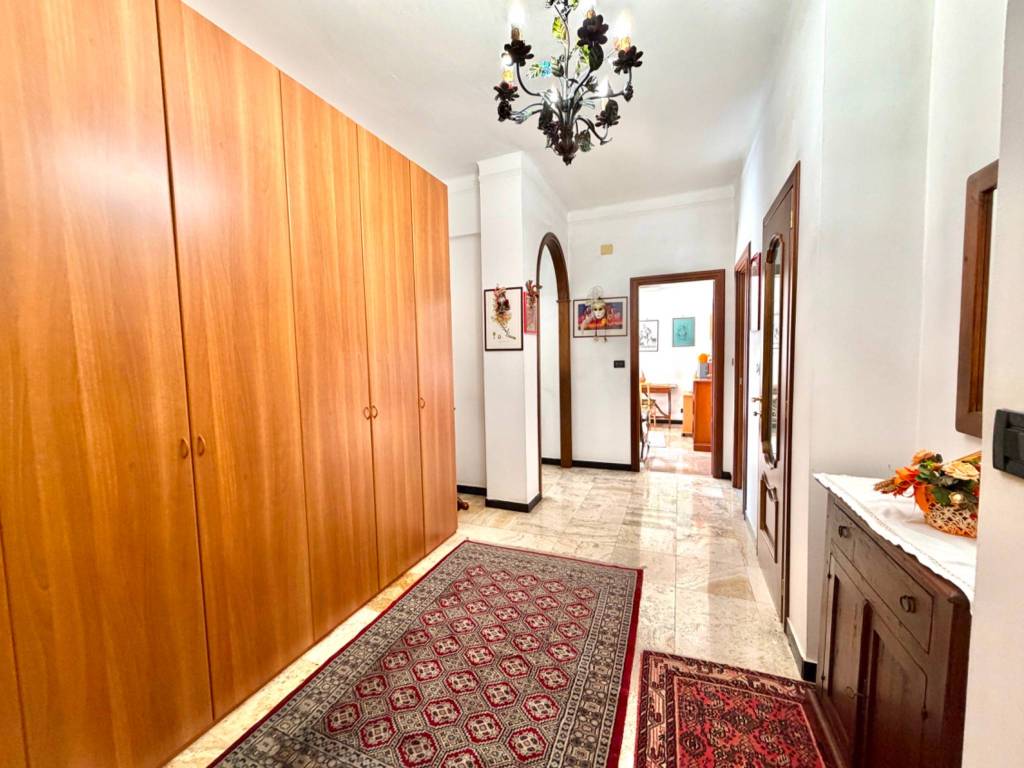 Appartamento a Genova in Via Luigi Rizzo - Foto 4