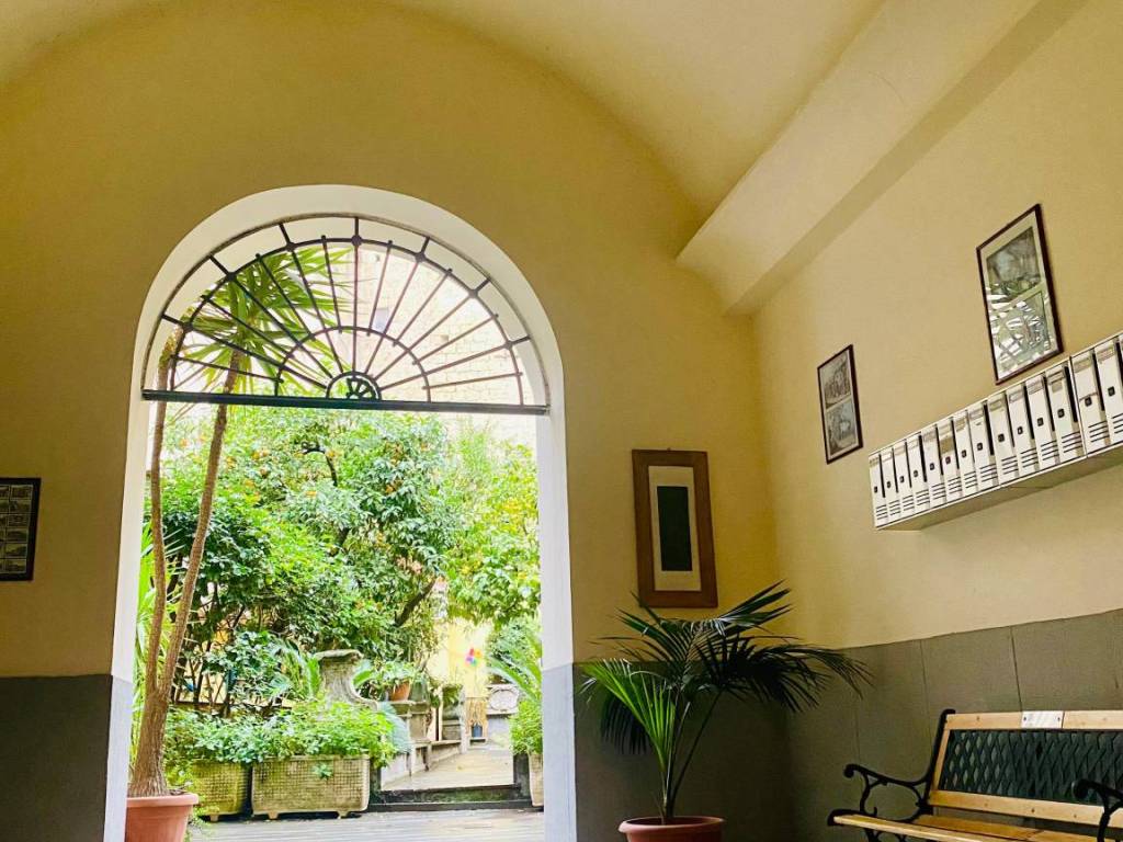 Appartamento a Napoli in Via S.Carlo Alle Mortelle - Foto 3