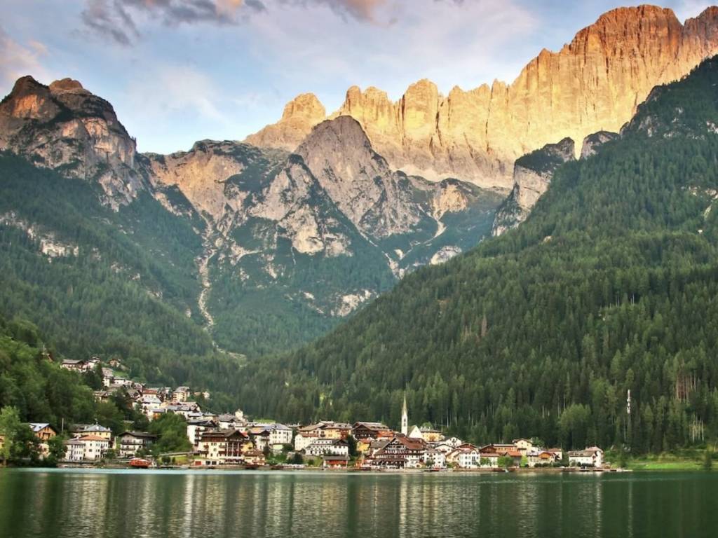 Appartamento a Alleghe in Via Monte Civetta - Foto 4