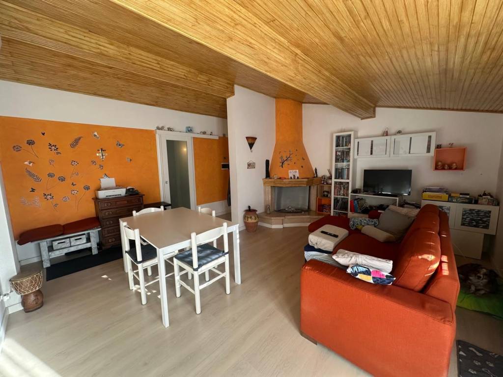 Attico / mansarda a Foresto sparso in Via Cavaghi, 8 - Foto 5