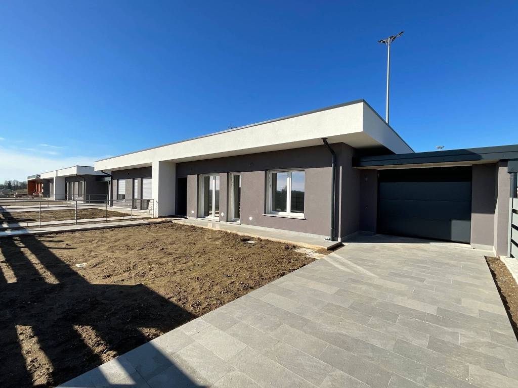 Villa a Ceranova in Via Grazia Deledda - Foto 2