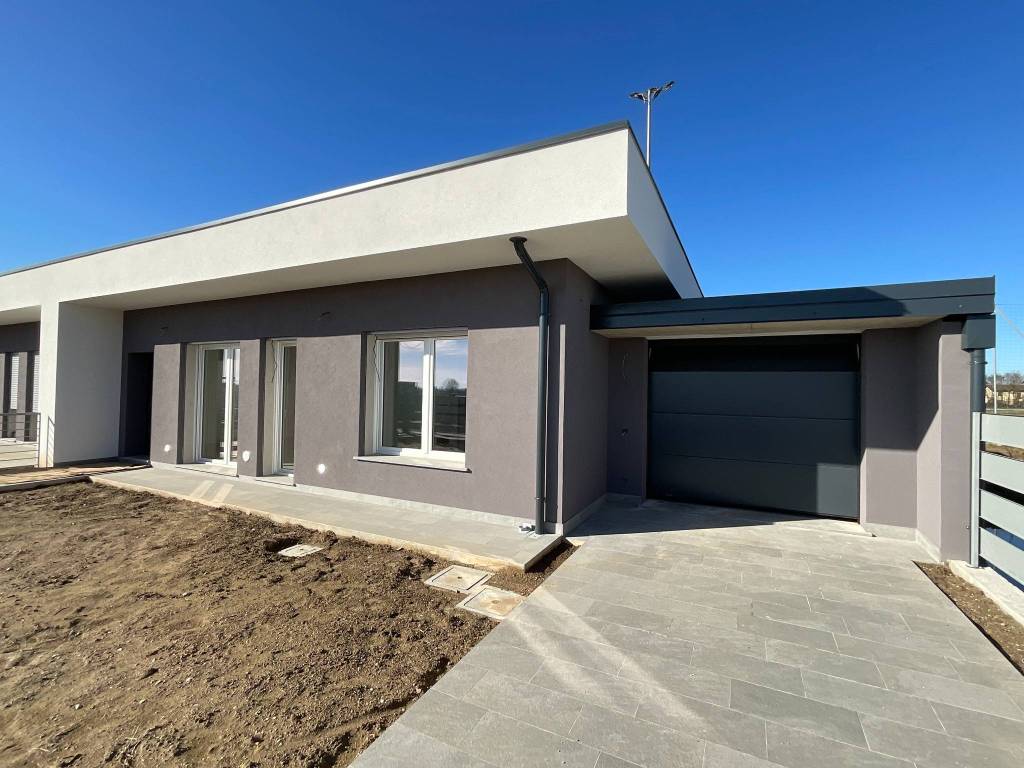 Villa a Ceranova in Via Grazia Deledda - Foto 3