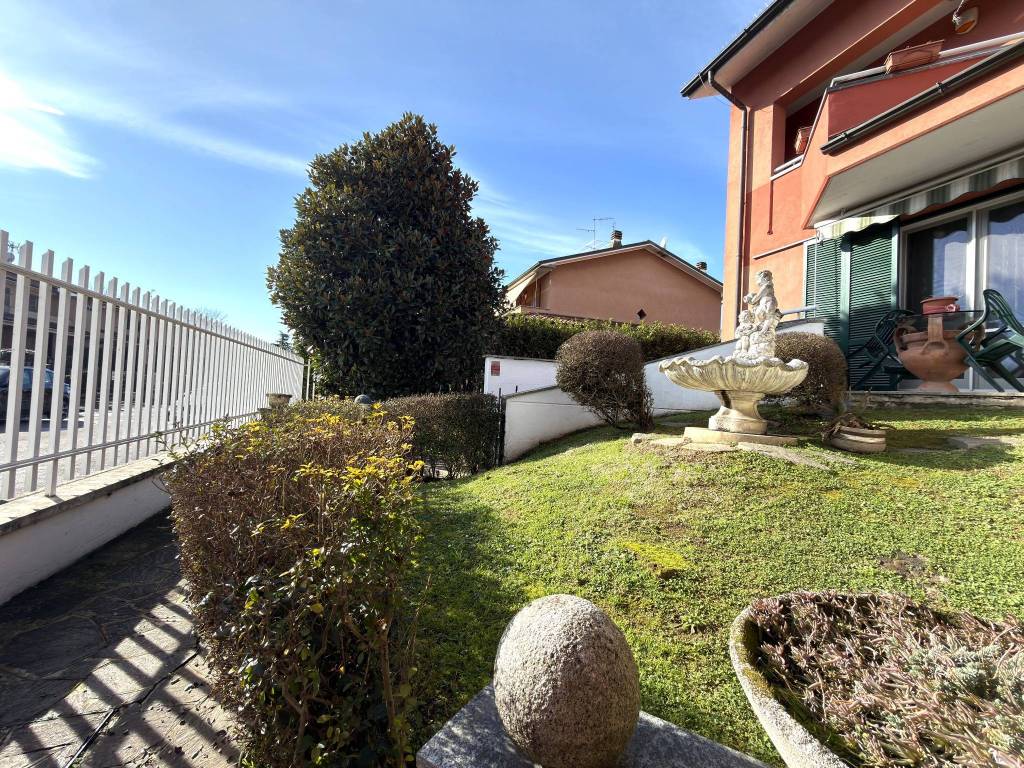 Villa a Lacchiarella in Via Pietro Nenni - Foto 4