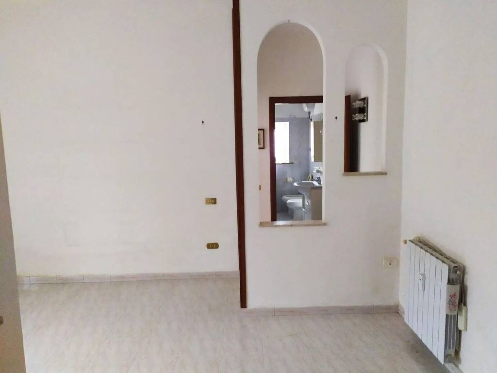 Appartamento a Civitavecchia in Via Ugo Bassi, 25 - Foto 3