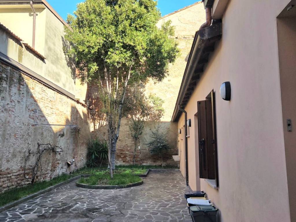 Appartamento a Guastalla in Via Luigi Gonzaga - Foto 2