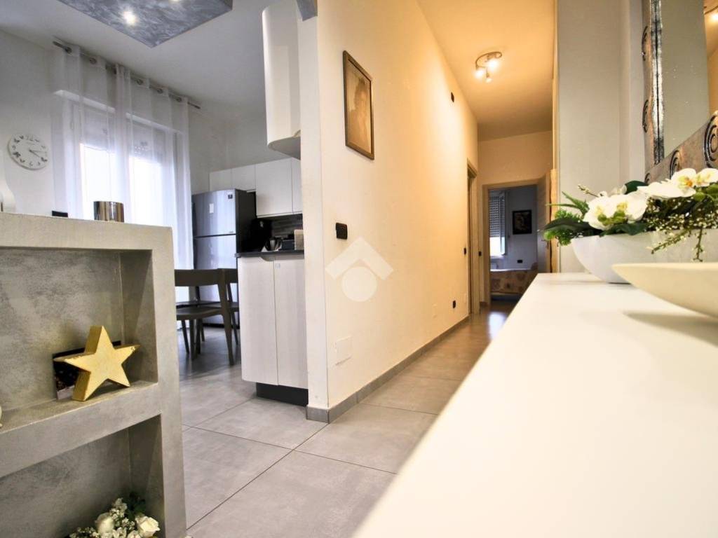 Appartamento a Cornaredo in Via Giuseppe Parini, 31 - Foto 2