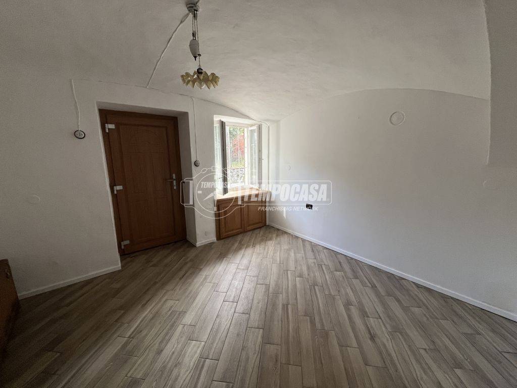 Casa indipendente a Baldissero canavese in Via Montegrappa 18 - Foto 4