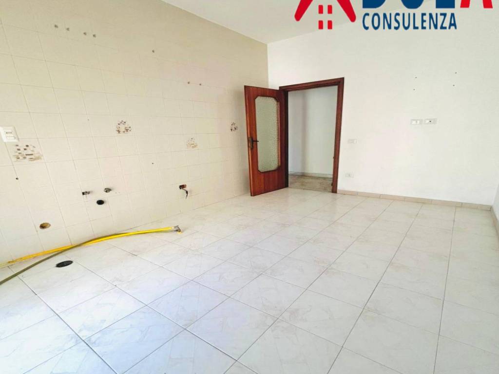 Appartamento a Pozzuoli in Via Sandro Pertini - Foto 3