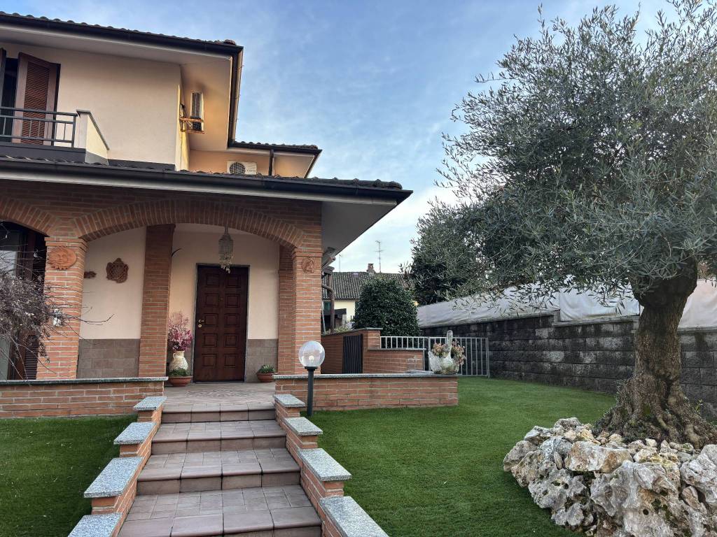 Villa a Vidigulfo in Via Aldo Moro - Foto 2