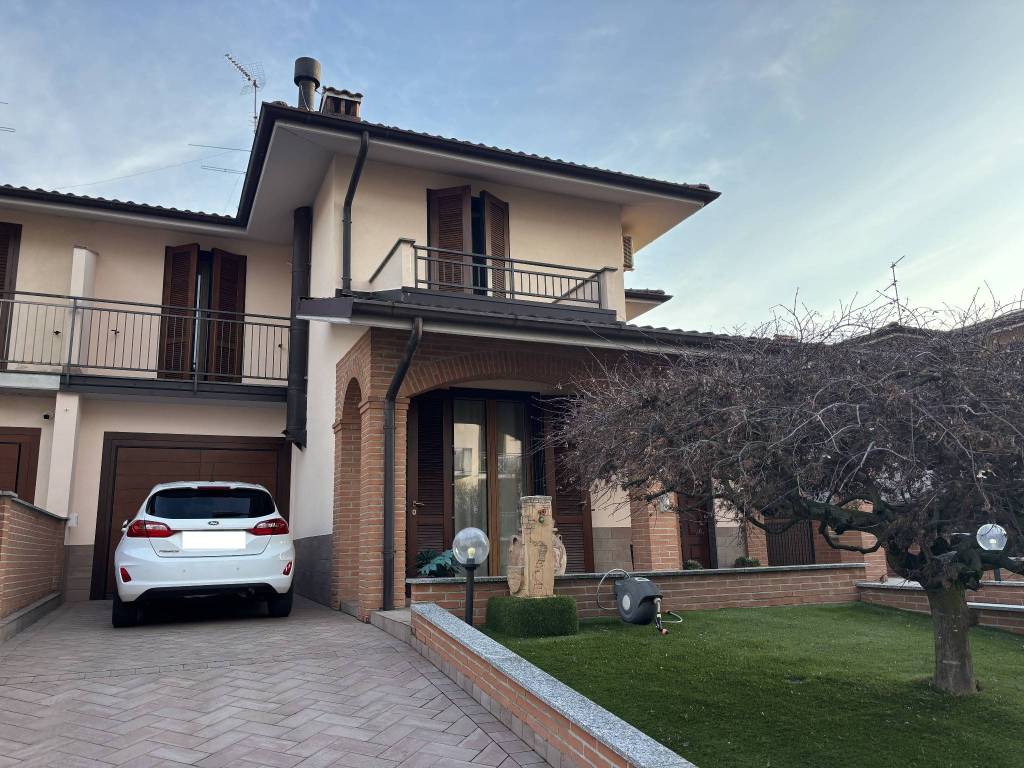 Villa a Vidigulfo in Via Aldo Moro - Foto 3