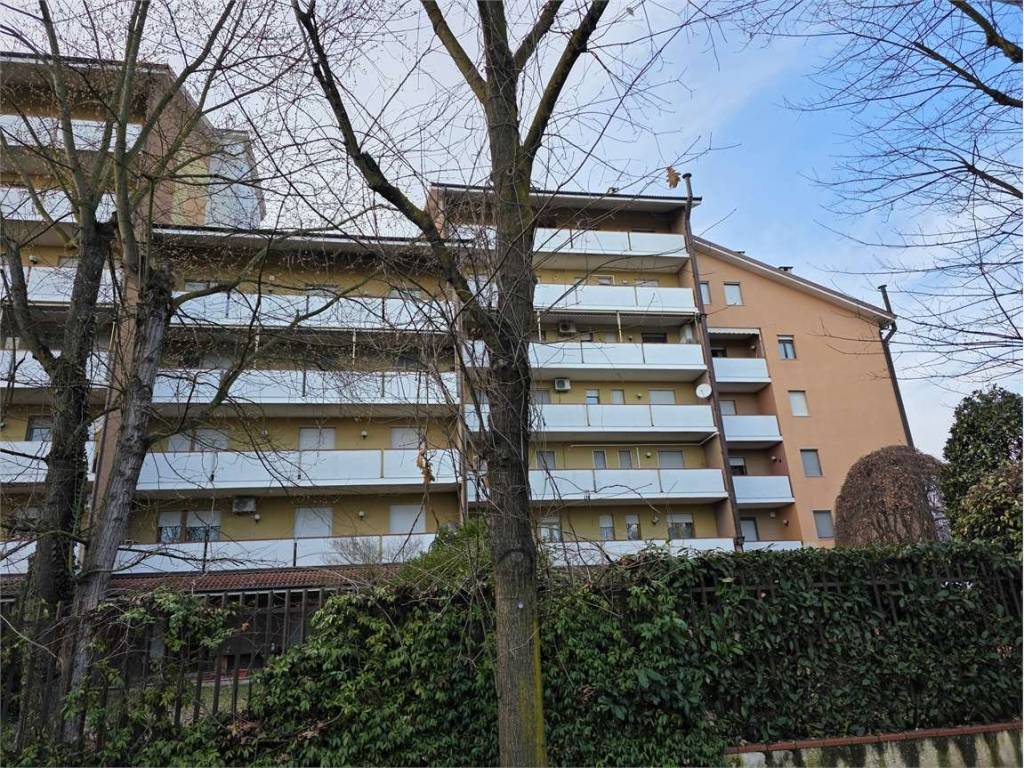 Appartamento a Alessandria in VIA PARINI, 41 - Foto 3