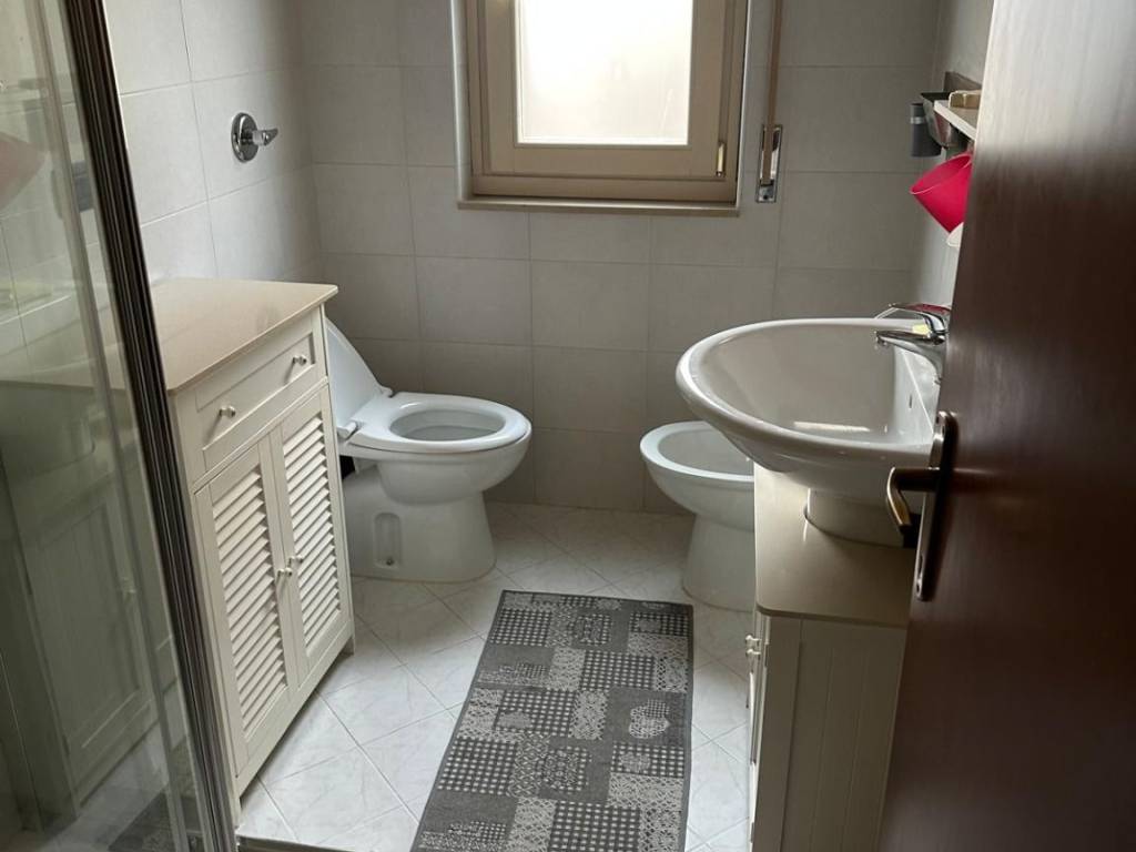 Appartamento a Vigevano in Via Vincenzo Bellini, 28 - Foto 4