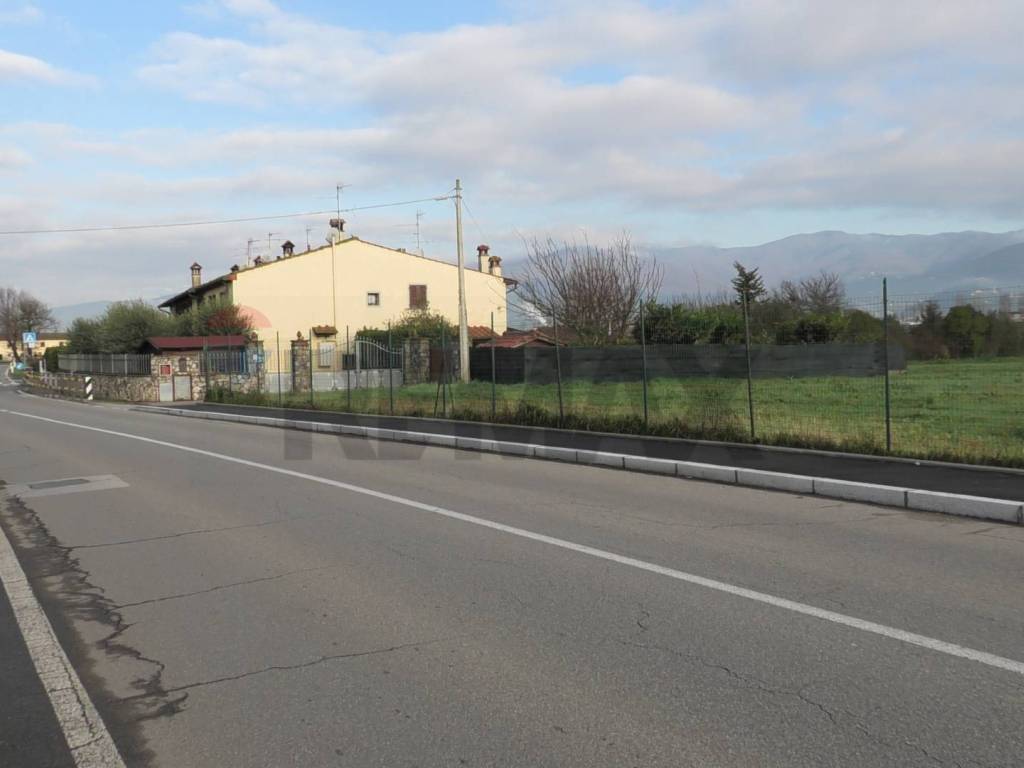 Terreno a Prato in VIA VISIANA, 156 - Foto 3