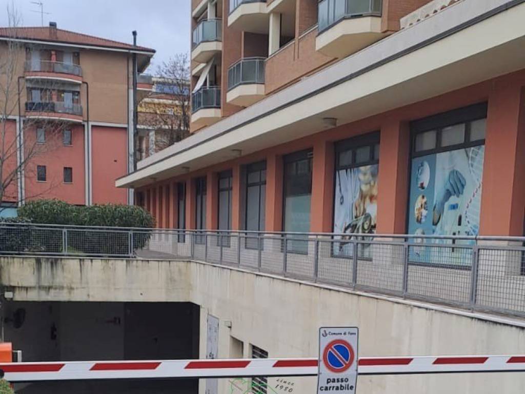 Box / garage a Fano in VIA DEL RISORGIMENTO, 10 - Foto 2