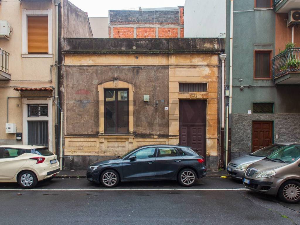 Casa indipendente a Catania in Via Pietro Fullone, 14 - Foto 2
