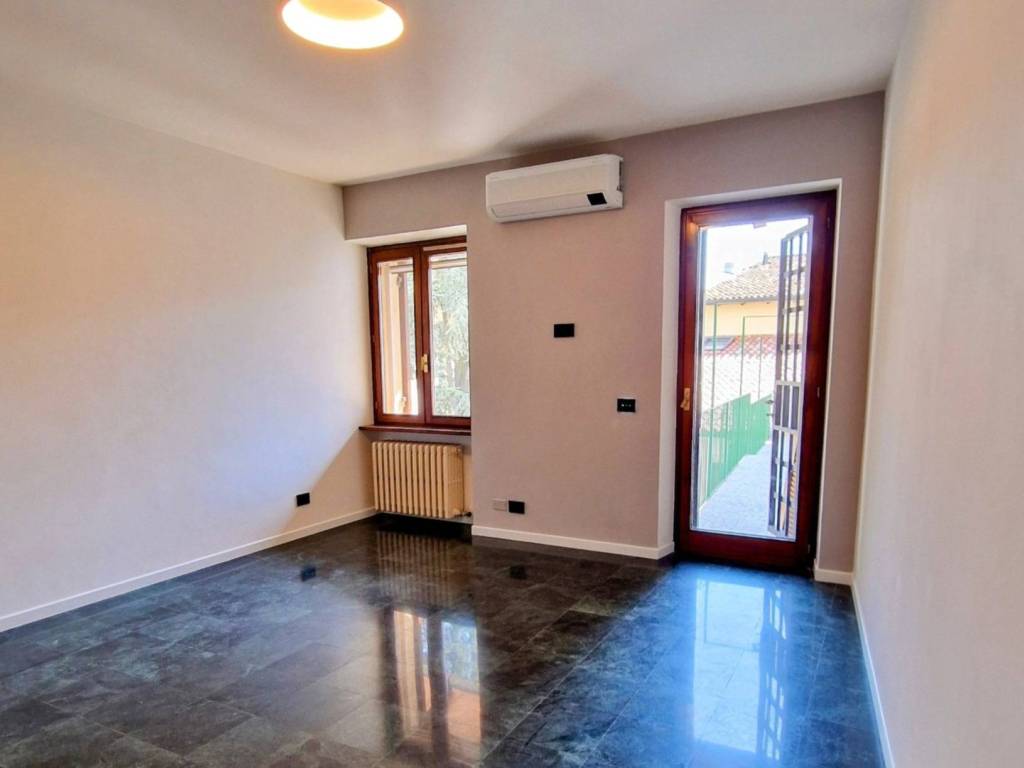 Appartamento a Verona in Via Giardino Giusti, 7 - Foto 2