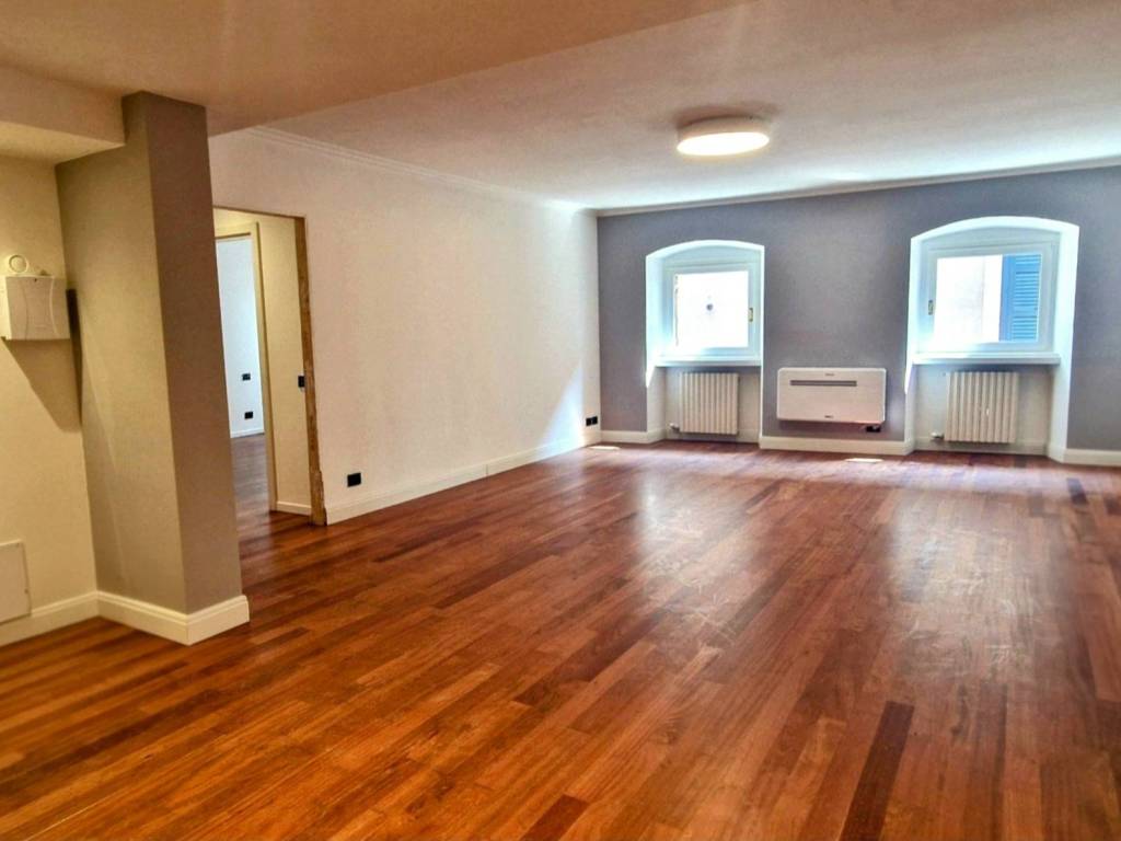 Appartamento a Verona in Via Giardino Giusti, 7 - Foto 4