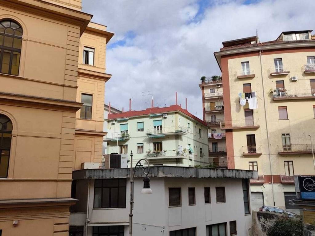 Appartamento a Salerno in Via Michele Vernieri - Foto 5