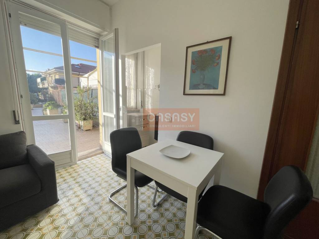 Appartamento a Albenga in Via Patrioti - Foto 5